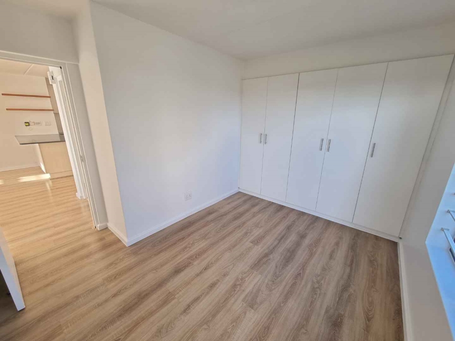 To Let 2 Bedroom Property for Rent in Burgundy Estate Western Cape